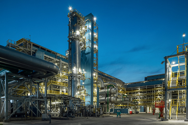 ЭП-600 вечером